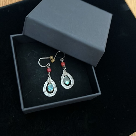 Silpada Sterling Silver Abalone and Coral Southwest Dangle Earrings W2168 - Picture 7 of 7